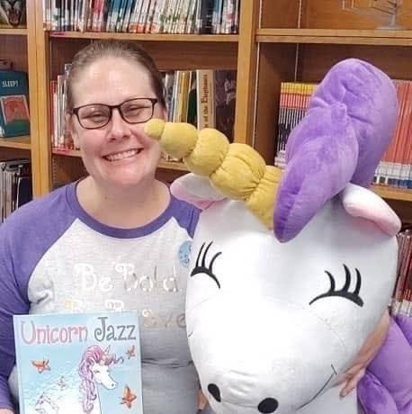 Tracy elementary school librarian ashley moser fisher
